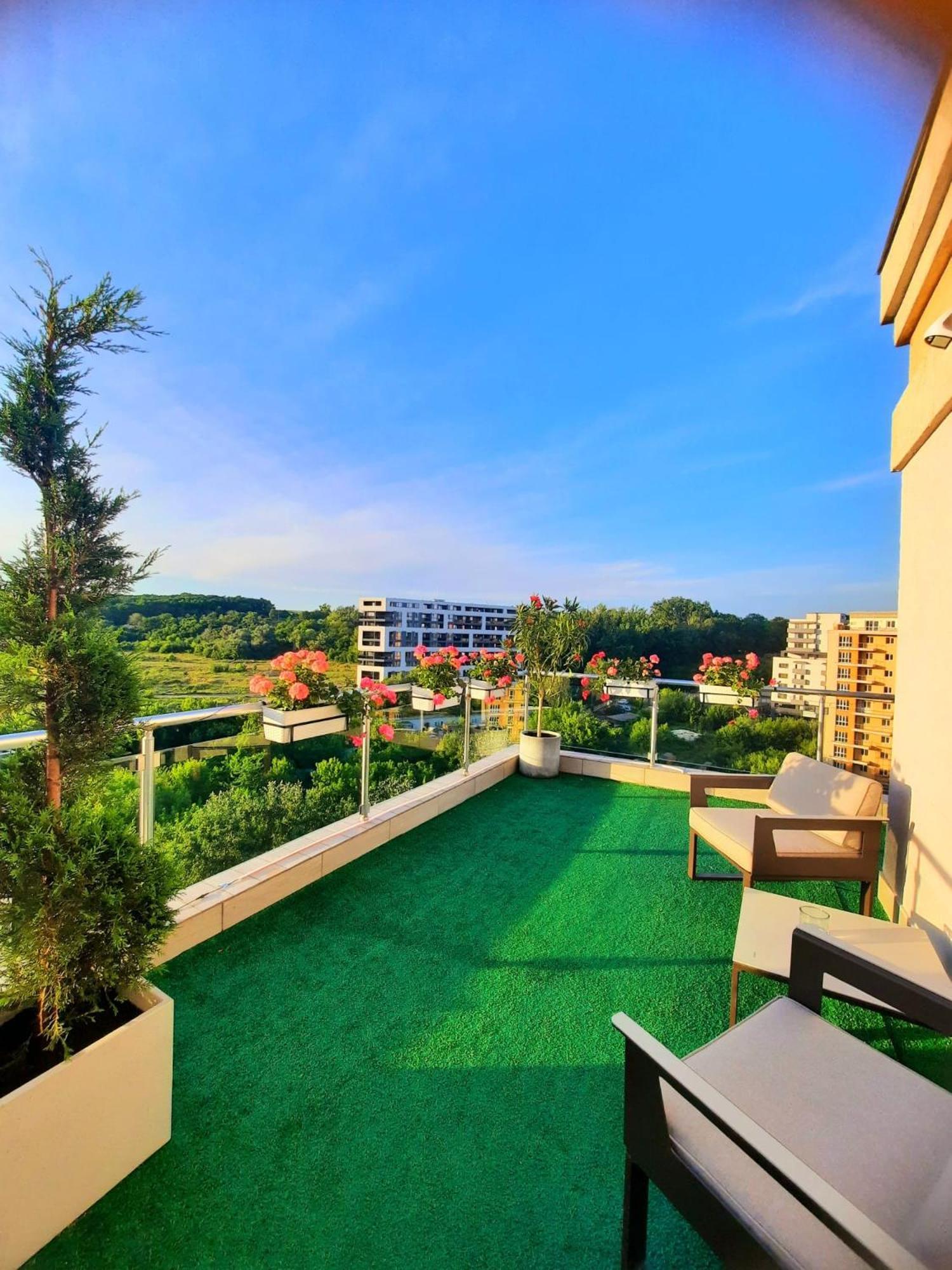 Penthouse View Aeroport Iasi 2 Leilighet Eksteriør bilde